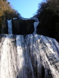 3段目の袋田の滝